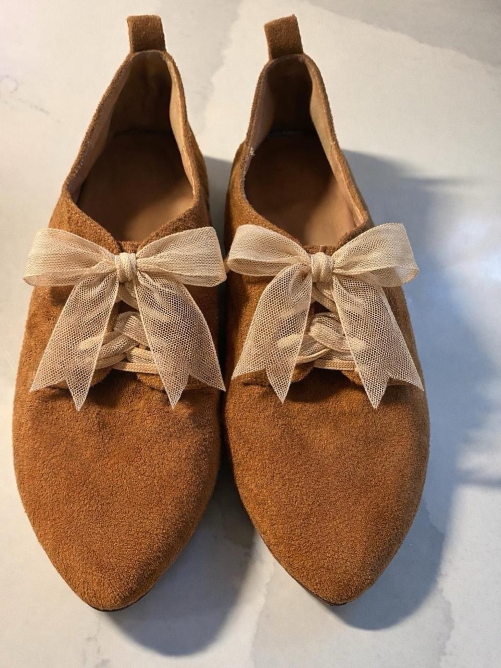 Women’s Pointed Suede derby shoe Lace-Up Maryjane Flats in Tan 5.5